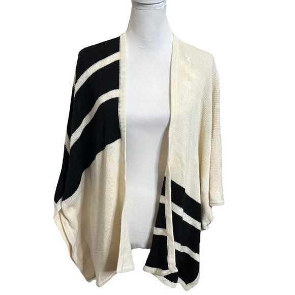Brochu Walker Colorblock Poncho Cape Ivory Black Women’s One Size Wool Blend - Picture 2 of 11